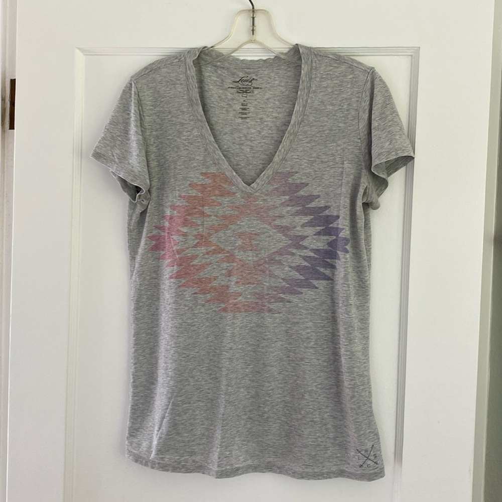 Levi’s grey Aztec patterned v-neck tee.